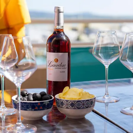 La Perle Du Sud : Classement Officiel 3 Etoiles + 2 Cles Clevacances Lejlighed Frontignan